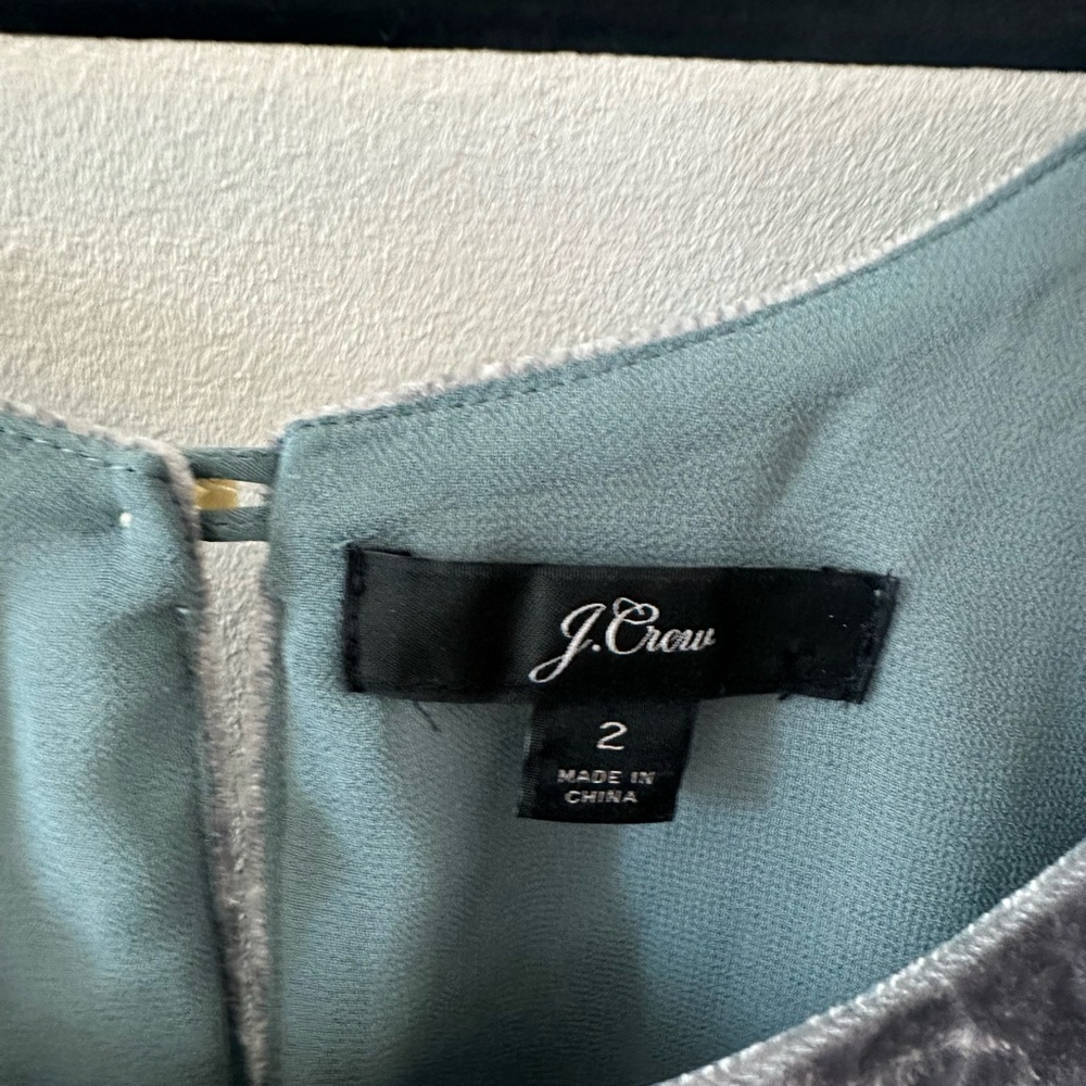 Gray Sleeveless Velvet Top - Picture 2 of 3